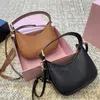 Bolsos de diseñador Bolsos de axila Lujos Luna nueva Hobo Bolso de embrague Mujeres Moda Bolso de hombro Tote Cross Body Bag Retro Patente Carteras de cuero brillante Estilo de cremallera Monedero