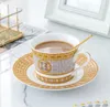 Enkel kreativ vintage kaffekopp förgyllda porslinspresent Big Mark Tea Cup Plate Rack Set Home