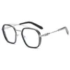 2024 Luxury Designer CH Solglasögon för kvinnor Chromes Glassar Ramar Mens Stora Flat Man Eyeglasses Heart Eyeglass Frame Ladies Unisex Högkvalitativ glasögon A92I