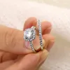 Conjunto de anillo de compromiso popular para mujer chapado en oro con microincrustaciones de circón, nuevo anillo de pareja, anillo de circón de cuatro garras de moda, conjunto de 2 piezas, conjunto de 3 piezas