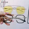 2024 Designer de luxo CH óculos de sol para mulheres cromos armações de óculos masculino tiktok metal moda fosco lente plana coração armação de óculos senhoras unissex óculos YCPS
