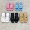 Designers shoes slippers Sandals fashion Straw Classic Triangle buckle decoration Moccasins slides Leisure Beach thick soled slippers 35-41 factory footwear