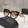 New Luxury designer sunglasses for women symbole mens sunglasses polarized shades lunette driving triangle frame designer glasses leopard print gafas de spr14w