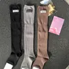 Damen-Klassiker, langer Strumpf, M, Designer-Socken für Damen und Mädchen, luxuriöse Baumwollsocken, Herren-Designer-Trend, bequeme Modestrümpfe, skynorthface CXD2401168