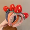 Hårtillbehör mjukt söt blomma tvätt ansikte öronbredd plysch båge jordgubbe hårband koreansk stil pekband kvinnlig wrap