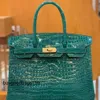 Kvinnors handväskor väskor Kvinnor Betyg Först All Crocodile Manual Leather Bag HCP Shiny Invertered V Bay Porosus Emerald Green 4ZRP