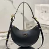 Fashion triangle Underarm crescent moon Bag Luxury Leather Cross Body Totes 10a designer bags Womens pradhandbag DHgate mens Clutch Shoulder Underarm half moon Bag