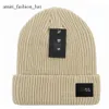 Bonnet Mens Boss Beanie Winter Hat New Cappello Brand Fashion Knitted Stone Hats Designer Men Women Thick Wool Cap Autumn and Winter White Fox Hats 3125