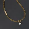 Hänge halsband naturligt sötvatten pärlhalsband för kvinnor på spänne trend guldpläterad rostfritt stål kedjed smycken gåva