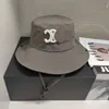 Erkek Lüks Şapka Tasarımcı Beyzbol Kapağı Tuval Tuval Tavukları Mektup Yaz Snapback Sunshade Sport Nakış Plajı Casquette Womens