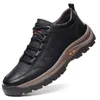 на бренде Casual Slip Формальные лоферы мужчины Moccasins Italian Black Male Driving Shoes 240117 2494