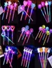 2022 LED Light Up Toys Party Favors Glow Sticks Bandeau Cadeau d'anniversaire de Noël brille dans les fournitures de fête sombres pour enfants adultes 6852626