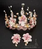 Lyxiga kronkvinnor Crystal Floral Tiara Pearl Jewelry Golden Bridal Crown Hair Wear Wedding Pography Accessories Aide9449949