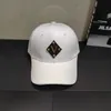 Tasarımcı Şapka Caps Beyzbol Kapağı Erkekler İçin Beyaz Bahzi Kapağı Mektup L İşlemeli Casquette Luxe Fitted Şapkalar Yaz Yüksek Kalitesi