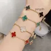 Designer Van Bracelet Four Leaf Clover Bracelets Cleef for Men Bracelets Jewelry Bangle Mens Diamond 02 Zpbq