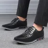 Модная бренда классическая повседневная кожаная кожа Black Branchaitry Business Mud-Up Men Shoes Big Size 240117