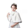 Châle blanc pour enfants, cape en fausse fourrure, vestes pour filles, vêtements d'extérieur à la mode, nouvelle collection automne-hiver 2024