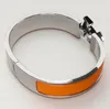 Bracciale in oro classico braccialetti clic donna uomo gioielli firmati argento acciaio al titanio 19 colori selezionati Bracciale rigido per amanti regalo unisex di alta qualità non sbiadisce