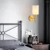 Lâmpadas de parede Modern Minimalista Escada Espada para Quarto de Cabeceira LED Bola de Vidro Iluminação Sconce Dinning Preto