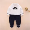 Pullover katoen babyjongen romper nieuw geboren babykleding herfst winter overalls voor kinderen nieuwjaar 3 6 9 maanden baby rompers vesten 2 stks h240508