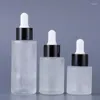 Butelki 100pcs Klasyczny 20 ml 30 ml Frosted Flear Glass Butelch Bottle Eye Ess Essily Serum z czarnym srebrem