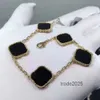 Designer Bracelet Cleef Van Four Leaf Clover Bracelet Van Clover Bracelet Luxury Designer jewelry Four Leaf Bracelets 18K Gold Silver Plate Agate Diamond Fashion va