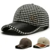 Bollmössor 2023 Black Brown Houndstooth Baseball Caps för män Kvinnor Retro British Style Plaid Hat Summer Trucker Cap Gorras HOMBRE YQ240117