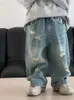 Джинсы Детские повседневные джинсы 2024, весенние новые детские модные повседневные брюки с перфорацией, модные детские джинсовые брюки