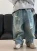 Jeans Jeans casuales para niños 2024 Primavera para niños nuevos pantalones casuales de moda perforados para niños pantalones vaqueros de moda para niños