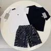 Designer Bébé Enfants T-shirts Shorts Ensembles T-shirts T-shirts Garçons Filles Vêtements Ensemble Vêtements Été Blanc Noir Luxe Survêtement Jeunesse Sportsuit 2-10 ans