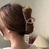 Bérets créatifs en forme de chaîne en métal pinces à cheveux couleur or en alliage de Zinc belle griffe femme accessoires