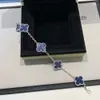 Designer Van Bracelet Four Leaf Clover Bracelets Cleef 2024 Noël Nouveau produit Clover Femmes Luxe Peter Stone Blue Pendentif Collier de haute qualité