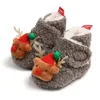 Chaussures de coton de Noël de dessin animé pour premiers marcheurs 2024 hiver et année bébé garder au chaud porter des chaussettes à semelle souple chaussettes de sol de marche préscolaire