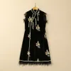 2024 Spring Black Floral Brodery Velor Dress Sleeveless Stand Collar Paneled Short Casual Dresses S4J090104 Plus Size XXL