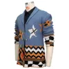 Мужская модная осенне-зимняя жаккардовая трикотажная рубашка с воротником-поло, кардиган средней длины, свитер-пальто