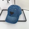 Casquette en denim pour femmes, casquette de baseball colorée unie, signe triangulaire en métal, artiste tendance, pare-soleil de styliste