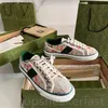 Designer Canvas Shoes Tennis 1977 Sneakers Luxury Donna Uomo Stripe Ricamo Appartamenti Casual Scarpe da ginnastica Verde Rosso denim jacquard Scarpe da tennis