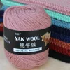かぎ針編みのかぎ針編みのセイタースカーフブレンドウールスレッドニット高品質の糸240117のための厚いヤクカシミアウール糸