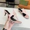 Sandalias populares de verano para mujer, zapatillas planas informales de cuero con tacones altos para fiesta de boda y negocios