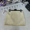 Designer-Röcke, goldfarbener dicker Tweed-Damenrock mit einfachem Temperament, kleiner, duftender Stil, kurzer Rock mit umwickeltem Gesäß, koreanischer Stil S5YM