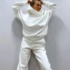 Białe dwuczęściowe zestawy zimowe grube luźne bluzy pasujące spodnie dresy dresowe kobiety joggery garnitury sportowe ubrania plus size 240131