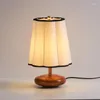 Table Lamps American Lamp Solid Wood Cloth Cover Retro Decoration Bedroom Living Room Desk Master