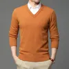 2023 High Quality Fashion Brand Woolen Knit Pullover V Neck Sweater Black For Men Autum Winter Casual Jumper Clothes 240116