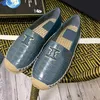 Abito Designer Pescatore Paglia Spiaggia Scivolo di lusso su pedale piatto Mocassino in pelle di tela pigra Mocassino da donna in cotone casual Tweed Grosgrain Erba intrecciata Scarpe in corda di canapa