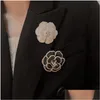 Broches Broches Amorcome Corée Mode Perles Noir Blanc Émail Camélia Pour Femmes Chic Fleur Broche Bijoux Manteau Accessoires Drop Del Ot8Wm