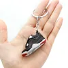 Keychains Exquisite 3D Mini Sneakers Key Chain Fans Souvenir schoenen Keychain mobiele telefoon Paardenmodel Party geschenken