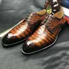 Sapatos de vestido Chue Chegada Homens Masculino Formal Crocodilo Couro Escova Cor