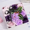 Walentynki Prezent DIY SOAP Flower Flower Box Bouquet Home Festival Gift Liść sztuczne kwiaty domowe dekoracja ślubna 240117