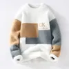 Свитера мужские 2023, зимний толстый свитер с буквенным узором, студенческие молодежные свитера, осенние мужские шерстяные пуловеры, полный размер S3XL 240116