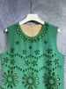 2024 Spring Pure Color Beade Sukienka Zielona bez rękawów Krótkie sukienki A3J121438